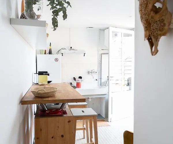 La Dependance De L'ocean *